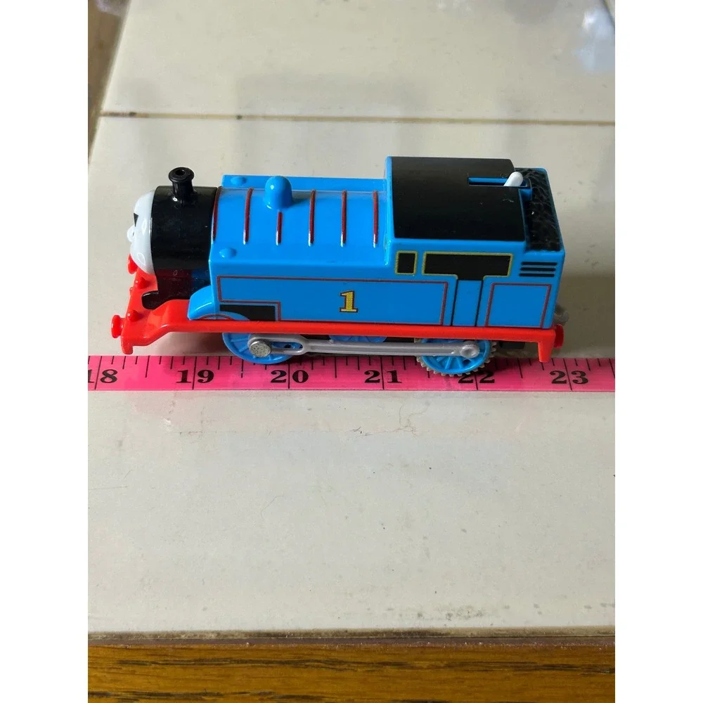 Thomas & Friends TrackMaster Motorized Blue Engine No 1 Train Toy